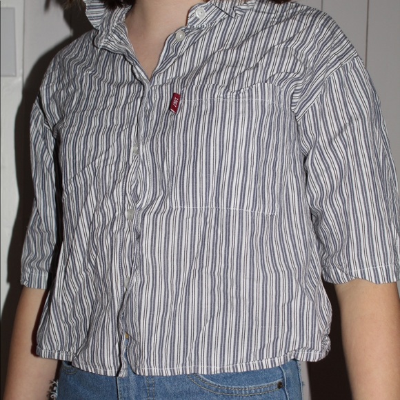 Chemise Crop - Picture 2 of 3